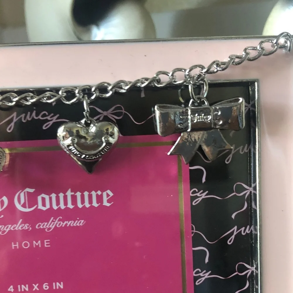 NEW Juicy Couture Light Pink Frame with 4 Silver Charms & Chain
